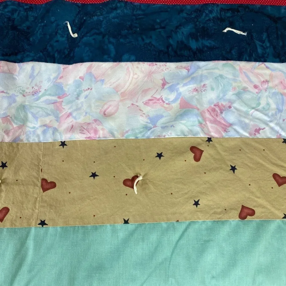 Handmade Quilt small lap quilt  reversable Granny style